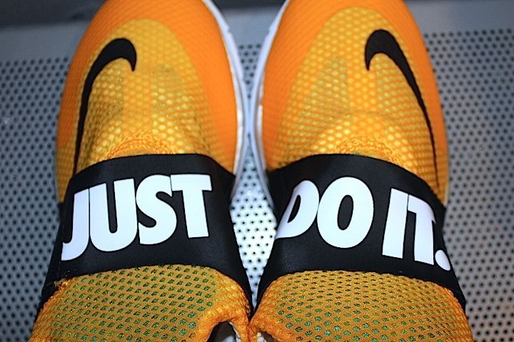 Nike (ナイキ) Lunar Fly 306 ルナ フライ Yellow/Black Just Do It Lunarlon
