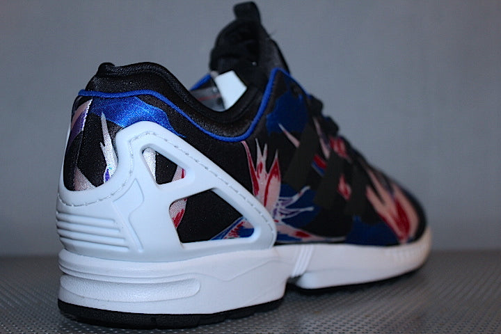 Adidas(アディダス)ZX FLUX NPS 黒フローラル
