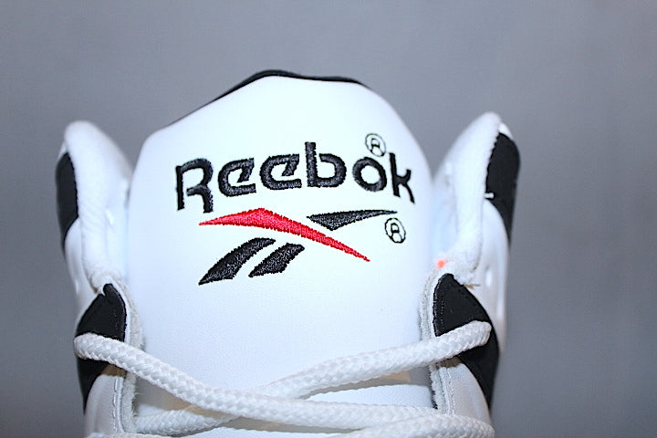 Reebok(リーボック) Tech 90s Train Big Hurt White Black Logo Limited