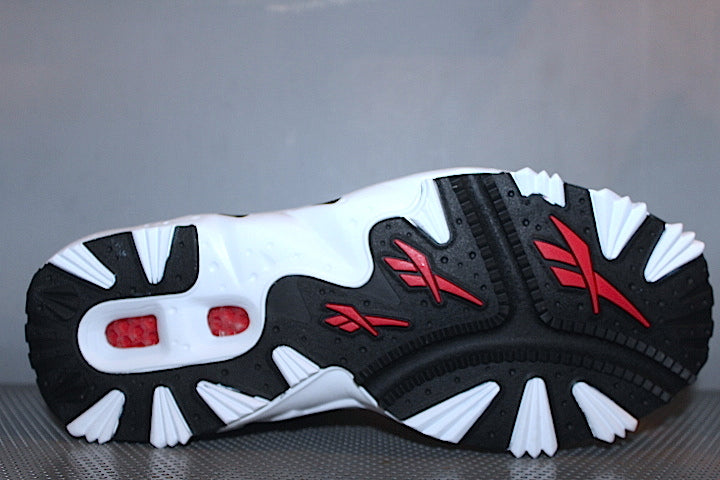 Reebok(リーボック) Tech 90s Train Big Hurt White Black Logo Limited