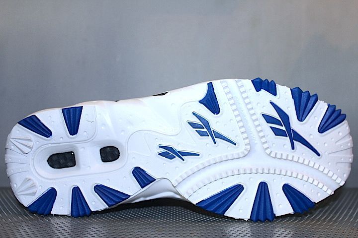 Reebok(リーボック) Tech 90s Train Big Hurt Blue Black Logo Limited