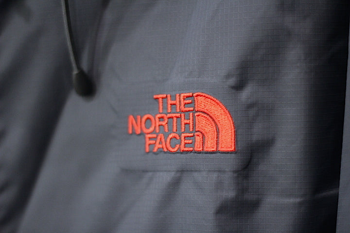 The North Face(ノース フェイス) Hyvent 2.5L Face Mountain Jacket Grey Red