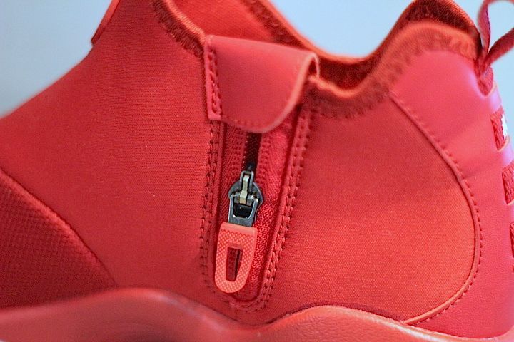 Nike Big Swoosh Red ナイキ ビッグ スウォッシュ 海外限定