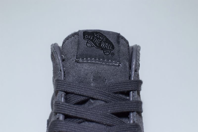 Vans(バンズ) SK 8 Hi Reissue Zip Mono Tornado Wolf Grey グレー ジップ Kith USA