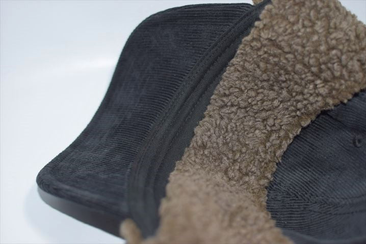 Timberland(ティンバーランド) Corduroy Ear Flap 6Panel Cap Black ボア付き コーデュロイ イヤーフラップ ラウンド バイザー キャップ ブラック
