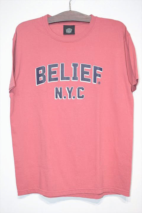 Belief (ビリーフ) College Logo S/S Tee Cumin カレッジ ロゴ 半袖 Tシャツ