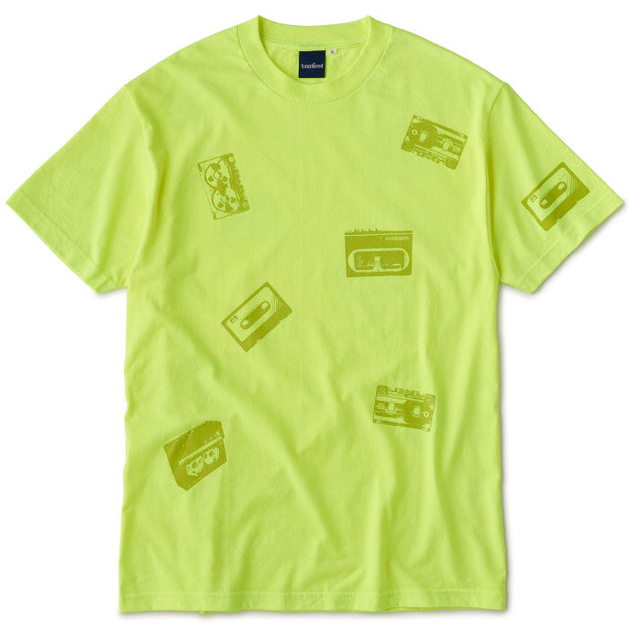 Oldies S/S Tee 半袖 総柄 オールディーズ Cassette Tape カセット テープ Tシャツ Neon Yellow