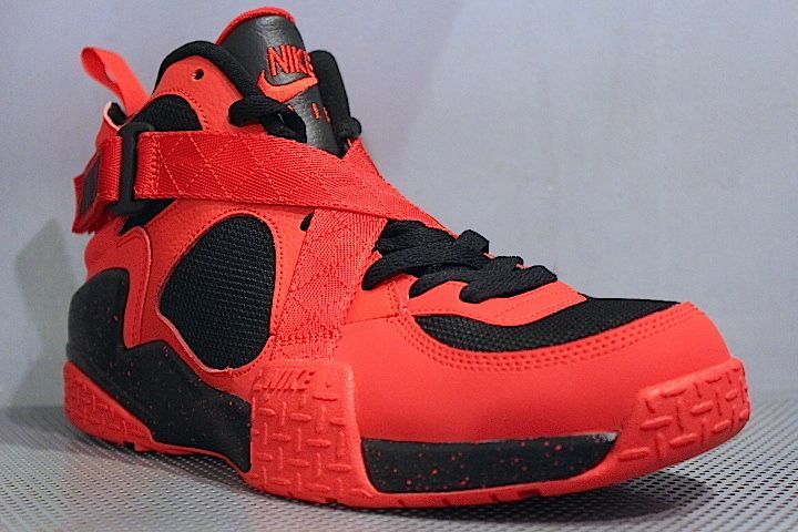 Nike(ナイキ)Air Raid Red エアレイド