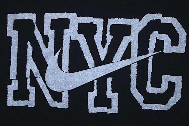 Nike(ナイキ)"NYC"Borough Tee Black