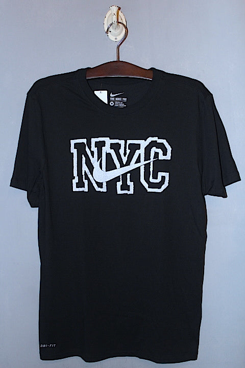 Nike(ナイキ)"NYC"Borough Tee Black