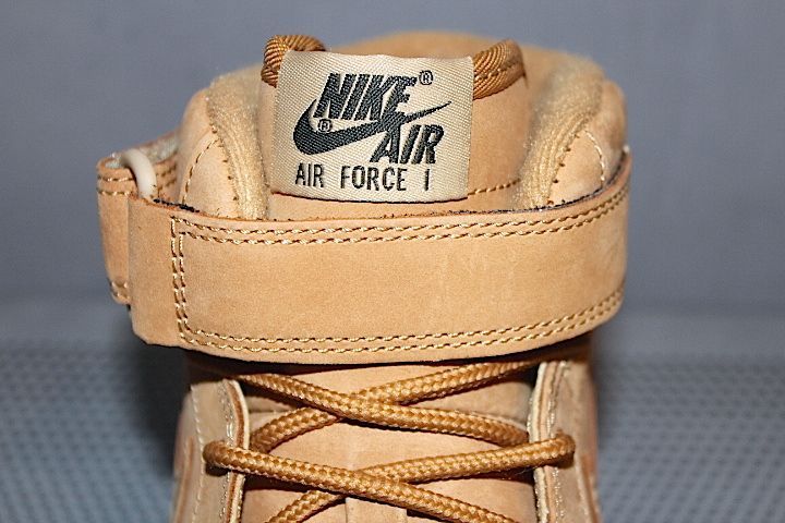 Nike(ナイキ)Air Force 1 Mid Wheat '14 Dead Stock