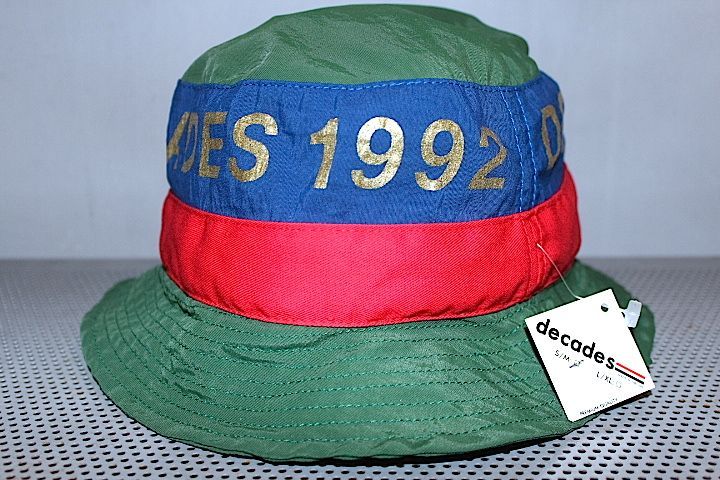 The Decades Hat Co.(ディケイド ハット) Barcelona Bucket Hat USA Green Navy Red