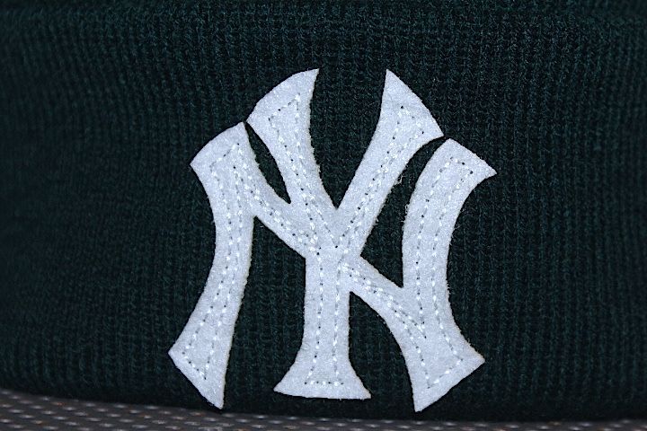 Basic Cuff Knit Cap Team Logo NewYork Yankees Green