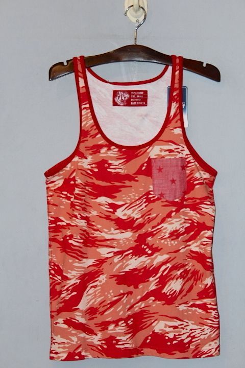 Born Fly(ボーンフライ) Camo & Star Pocket Tanktop Red タンクトップ