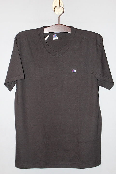 Champion(チャンピオン) One Point Logo V-Neck S/S Tee Black