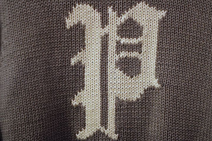 Polo Ralph Lauren(ラルフ ローレン)“P" Logo Knit Grey