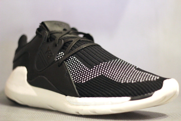 Y-3(ワイスリー) QASA RACER BOOST Knit Black White YOHJI YAMAMOTO