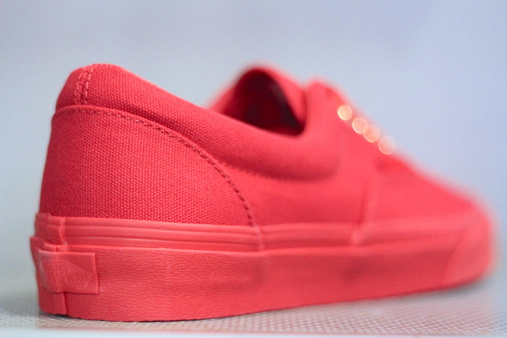 Vans(バンズ) Era Gold Mono Crimson Red