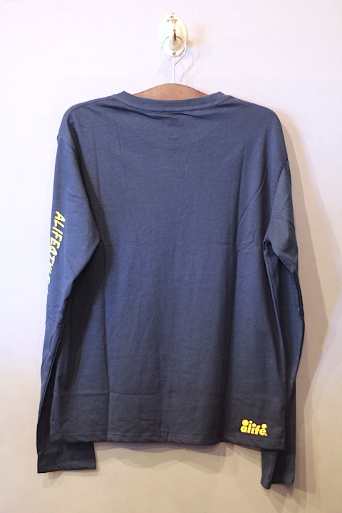 Alife(エーライフ) L/S Classic Man Tee Navy Yellow Long Sleeve