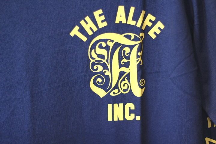 Alife(エーライフ) L/S Classic Man Tee Navy Yellow Long Sleeve