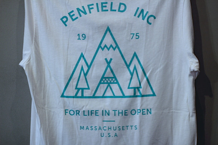 Penfield (ペンフィールド) S/S Logo Pocket Tee White