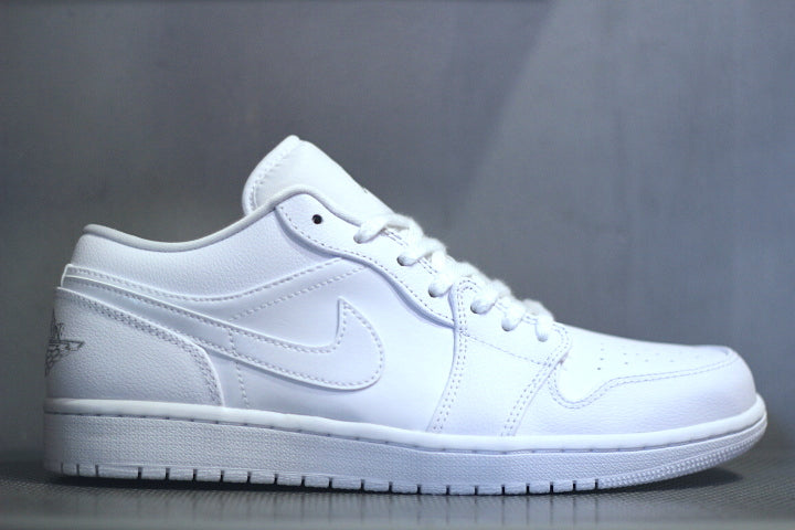 Nike(ナイキ) Air Jordan 1 Low White Metallic Silver