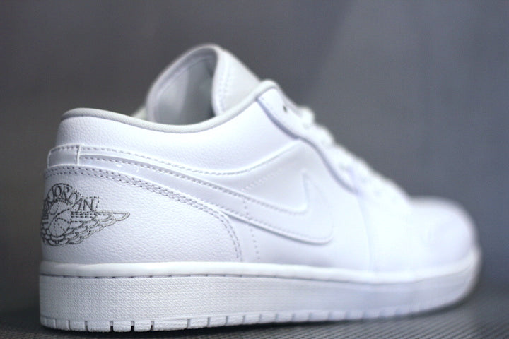 Nike(ナイキ) Air Jordan 1 Low White Metallic Silver