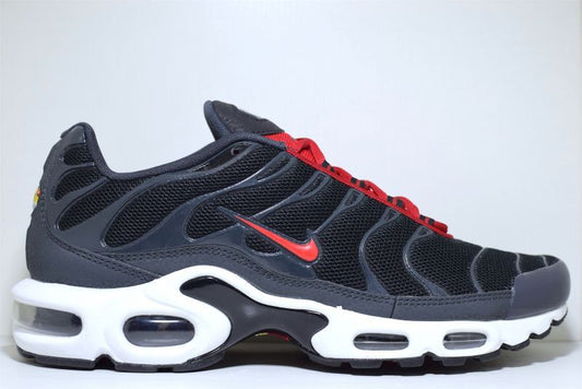 Nike(ナイキ) Air Max Plus Black Red