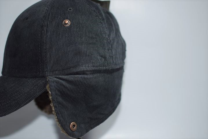 Timberland(ティンバーランド)  Corduroy Ear Flap 6Panel Cap Black ボア付き コーデュロイ イヤーフラップ ラウンド バイザー キャップ ブラック