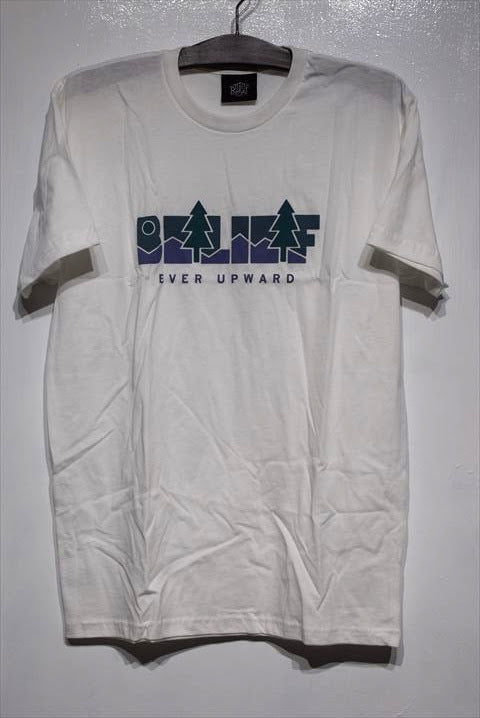 Belief (ビリーフ) Great Escape S/S Tee White ロゴ 半袖 Tシャツ